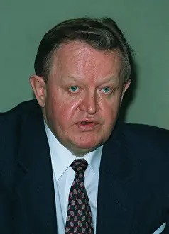 Martti: Martti Ahtisaar