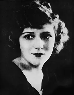 Glamor: Mary Pickford - Actress