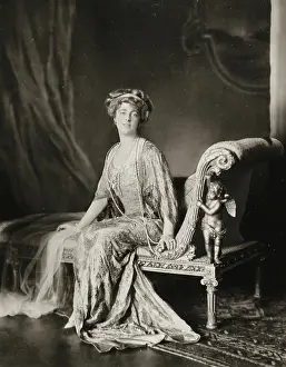 Pless: Mary Princess of Pless. About 1908