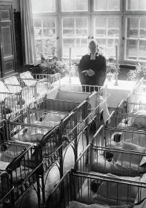 Pastor: Mass baptism in Berlin, 1933