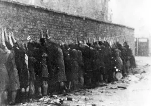 Ghetto: Mass execution during the Warsaw Ghetto Uprising
