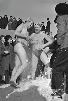 Swimmers: Mass swim in Moscow