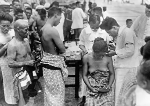 Kimono: Mass vaccination in Osaka, 1930s