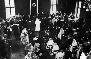 Eugenics: Mass wedding ceremony of NSDAP members, 1933