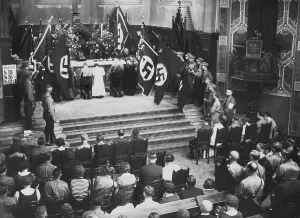 Lazarus: Mass wedding in the Third Reich, 1933