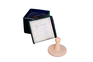 Grooms: The Massarger face massager with box