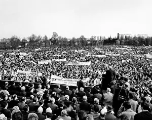 Sceaux: Massive anti-Nuclear weapons protest in ?