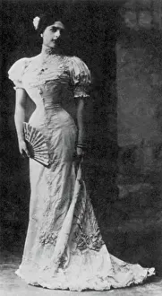 Hari: Mata Hari, Dutch Exotic Dancer and Courtesan