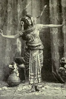 Geertruida: Mata Hari, exotic dancer, was executed in 1917