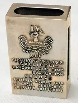 David Cohen Fine Art: Matchbox holder with AIF cap badge, WW1