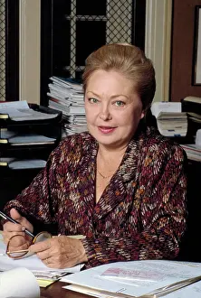 Krim: Mathilde Krim - Aids - Medical - Social Issues