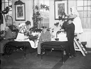 Matrons: MATRONS DECORATE WARD
