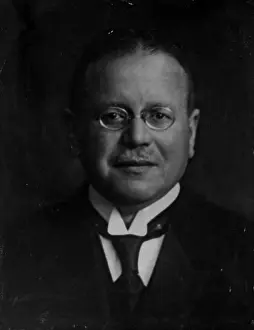 Matthias: Matthias Erzberger