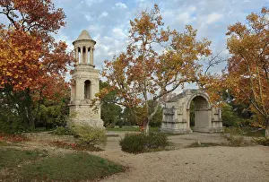 Celt: Mausoleum and Triumphal Arch, Glanum
