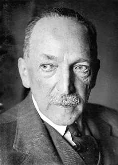 Emigrated: Max J. Friedl????nder, German art historian