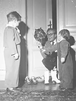 Krampus: Maxi Bohm with his two sons