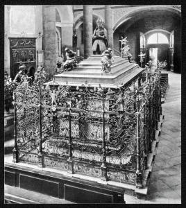 Railings: MAXIMILIAN I TOMB