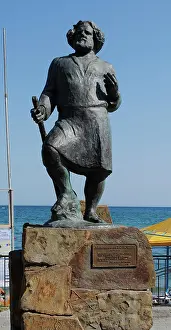 Homage: Maximilian Voloshin. Statue