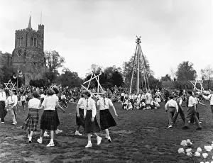 Elstow: MAY DAY 1950S