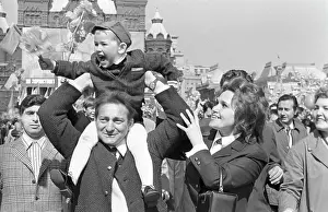 Shandrin: May Day demonstration in Moscow, 1972
