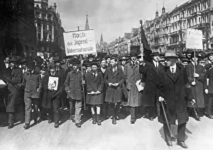 Demo: May Day rally in Berlin, 1919