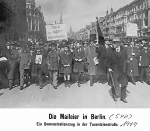 Demo: May Day rally in Berlin, 1919
