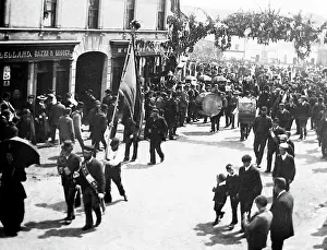 Hiring: May Fair, Ballyclare, Ireland in 1883