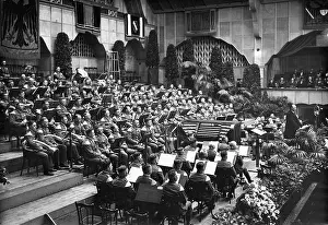 Bands: The Mayor of Cologne and President of the Prussian