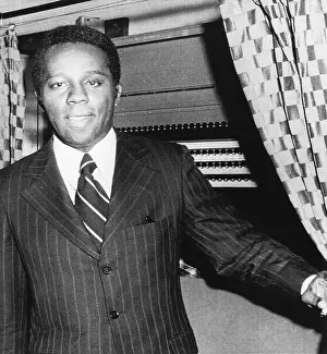 Coroner: Mayor Richard Hatcher voting in the Democratic