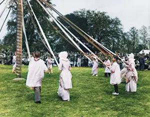 Ickwell: MAYPOLE, ICKWELL, BEDS
