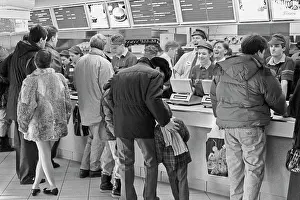Customers: McDonald's in Moscow, 1993