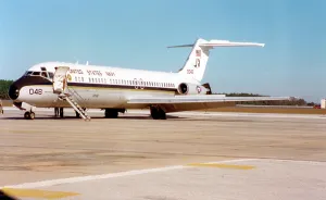 Skytrain: McDonnell Douglas C-9B Skytrain II 160048