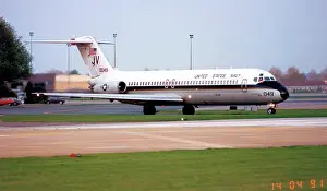 Skytrain: McDonnell Douglas C-9B Skytrain II 160049