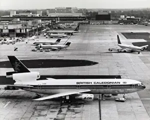 Terminals: McDonnell Douglas DC-10-30