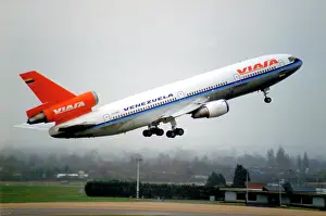 Internacional: McDonnell Douglas DC-10-30 YV-138C