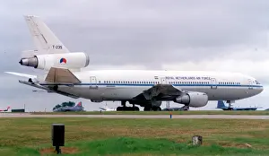 Luchtmacht: McDonnell Douglas KDC-10-30F T-235
