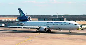 Garuda: McDonnell Douglas MD-11 PK-GIJ