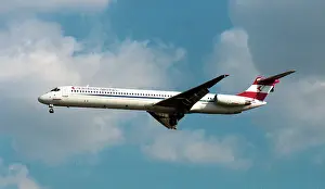 Approach: McDonnell Douglas MD-81 OE-LDX