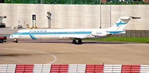 Gatwick: McDonnell Douglas MD-83 OH-LPD
