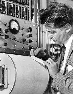 Analyse: MEASURING AN EARHQUAKE