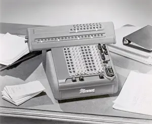 Desktop: Mechanical Calculator