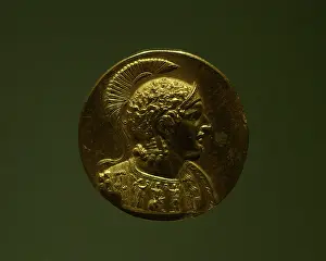Attica: Medaillon depicting a cuirassed bust of Alexander the Great