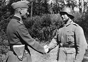 Commanding: Medal ceremony on the Eastern Front, 1941