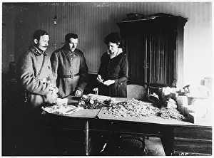 Donate: MEDALS/GOLD DONATED 1917
