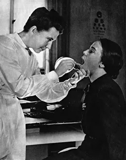 Throat: Medical examination, 1942