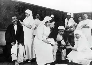 Helpers: Medical orderlies during WW I, 1915