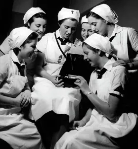 Contents: Medical Service of the BDM, Berlin 1940