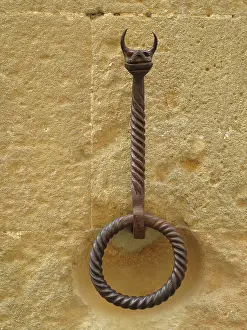 Knocker: Medieval wall-ring with devil's head - Italy