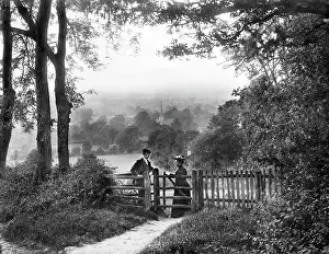 1860 1922: Meeting at a country gate