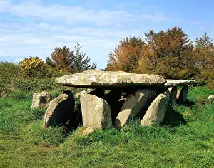 Cotes: Megalithic tomb